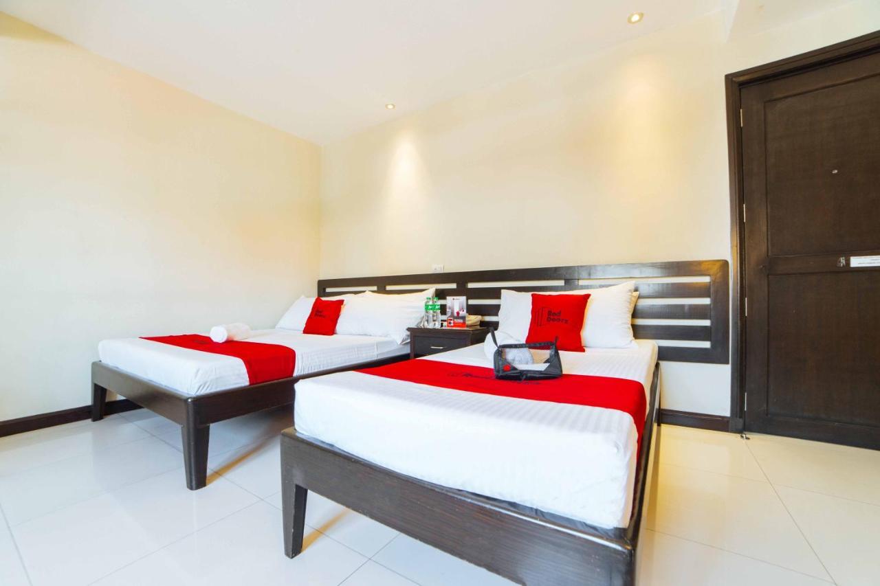 Reddoorz Plus Near Naia Expressway Pasay Bagian luar foto