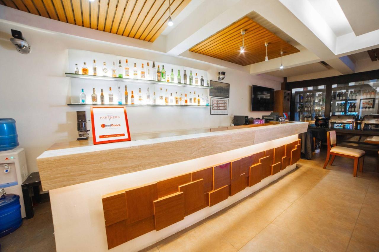 Reddoorz Plus Near Naia Expressway Pasay Bagian luar foto
