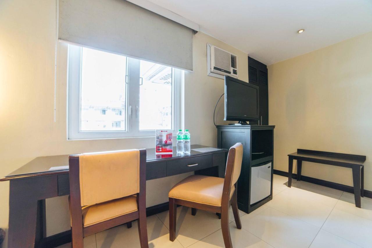 Reddoorz Plus Near Naia Expressway Pasay Bagian luar foto
