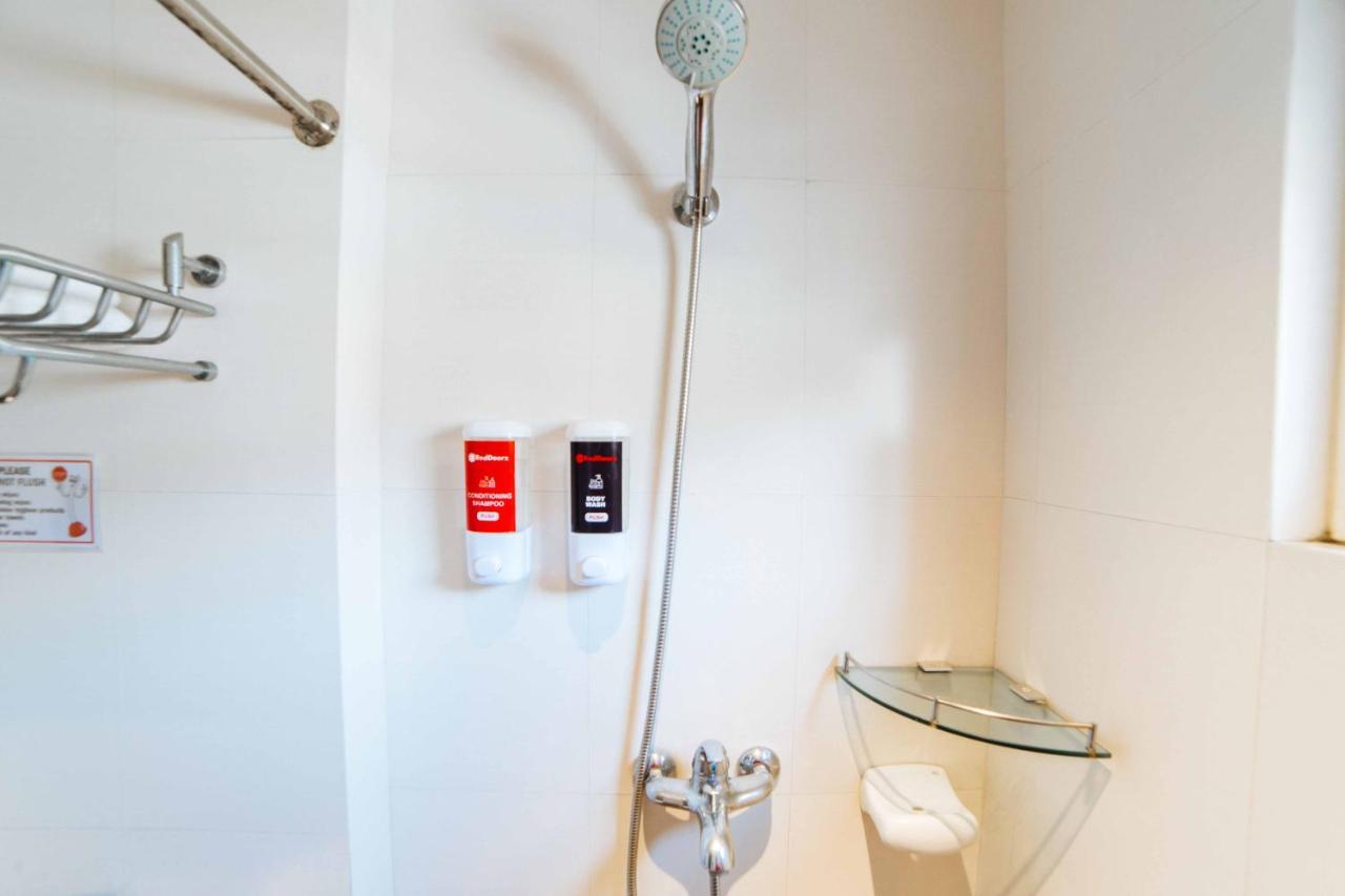 Reddoorz Plus Near Naia Expressway Pasay Bagian luar foto