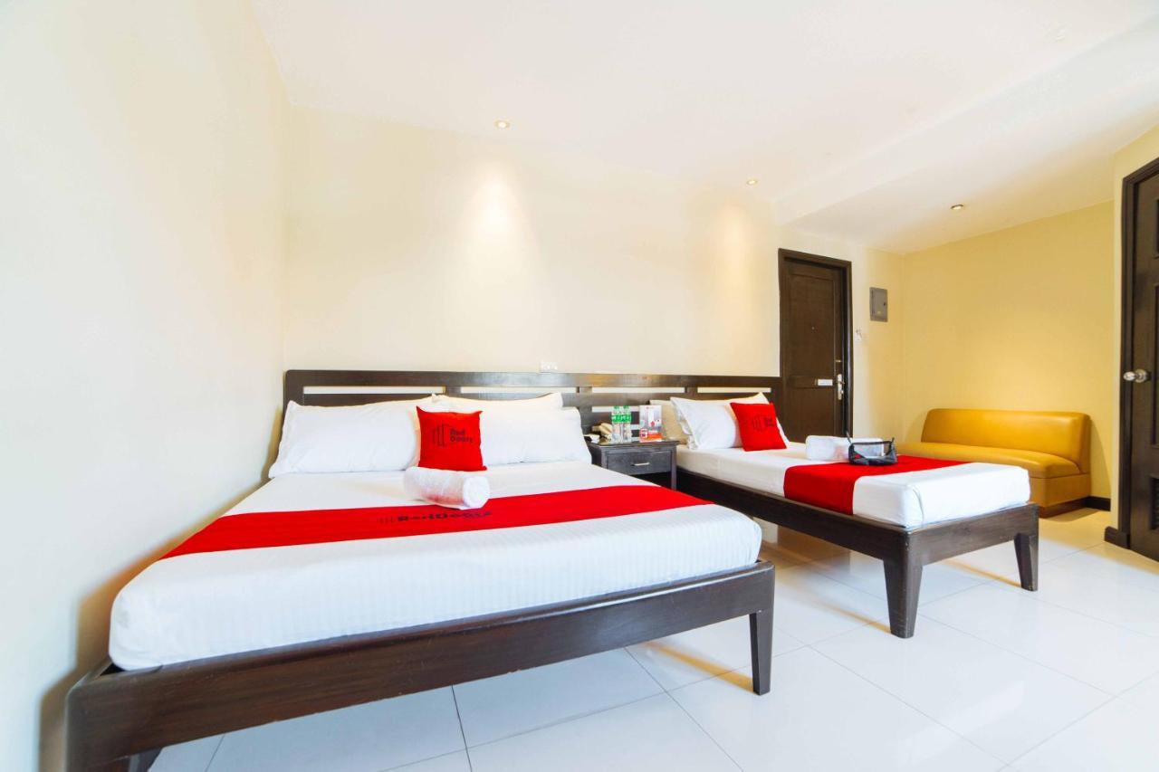 Reddoorz Plus Near Naia Expressway Pasay Bagian luar foto